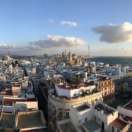 Apartamento Luminoso Y Grande En El Centro De *